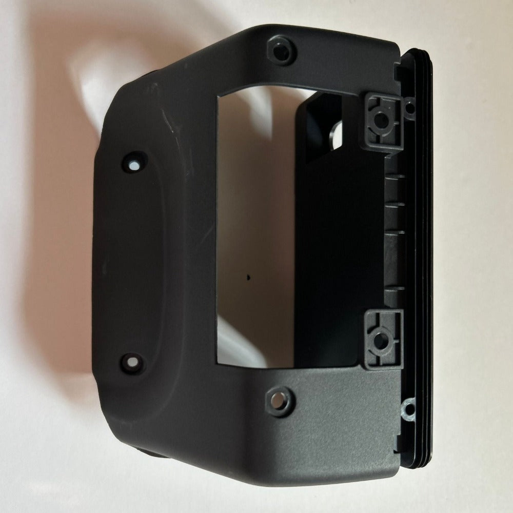 Battery compartment front piece for P65 and P100