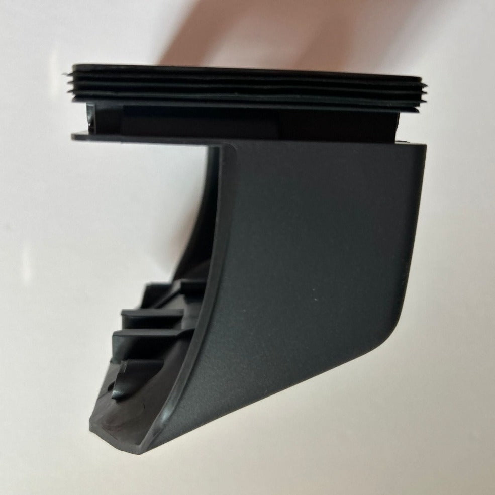 Battery compartment front piece for P65 and P100